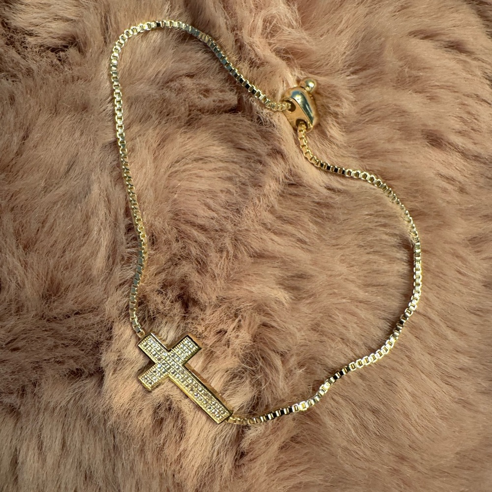Gold Cross Pendant Necklace